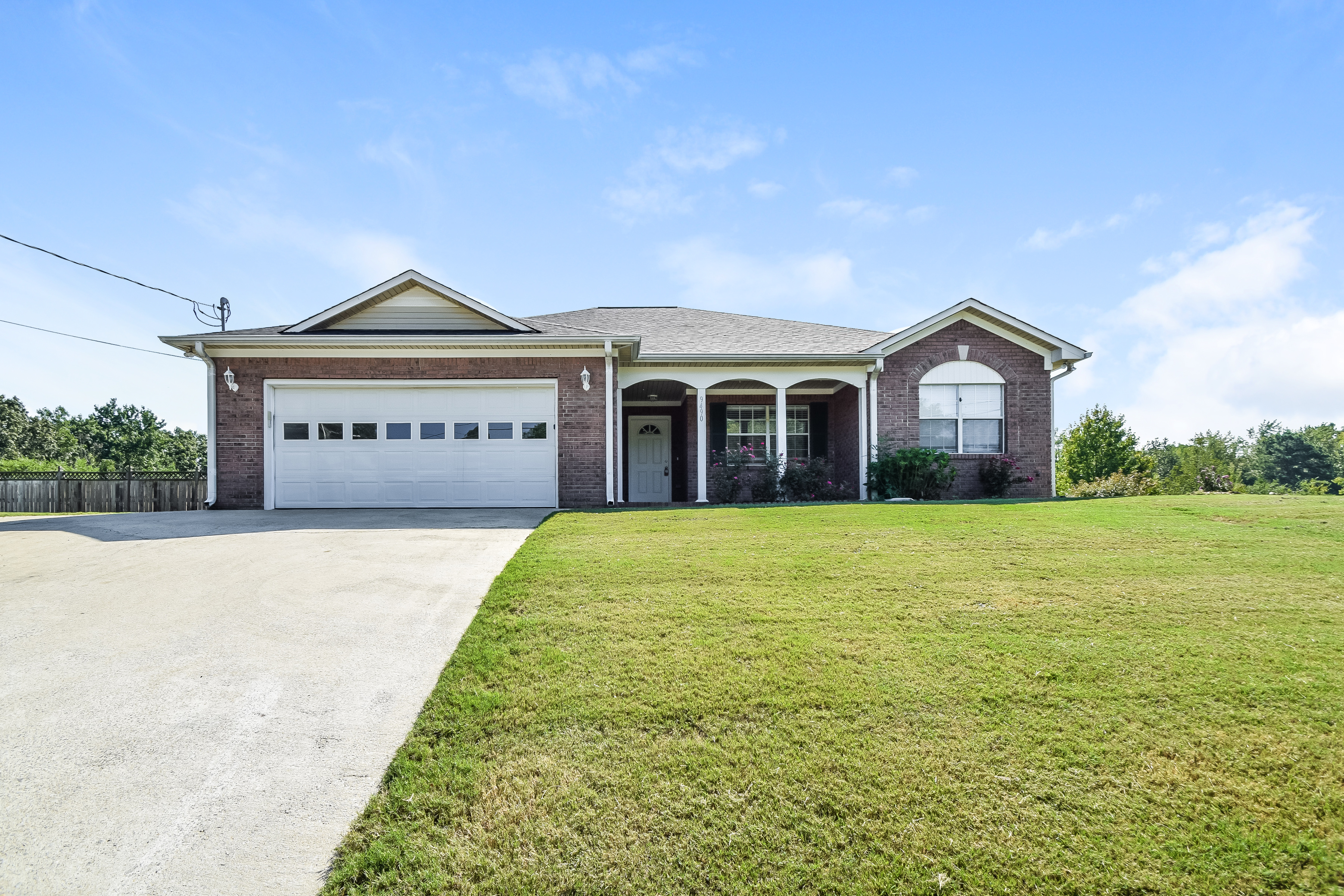9490 Cumberland Oaks Dr Pinson, AL 35126
